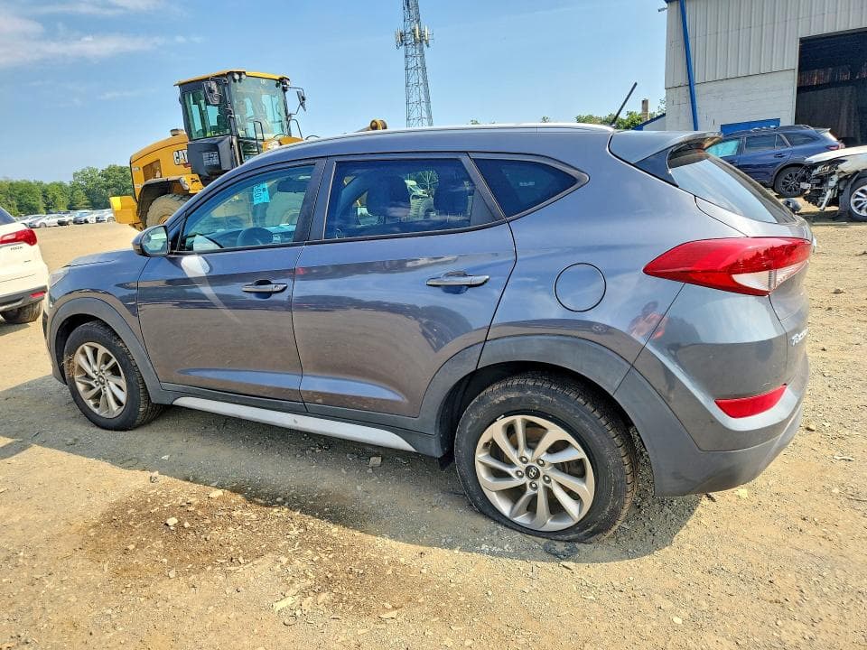 2017 HYUNDAI TUCSON SE 2