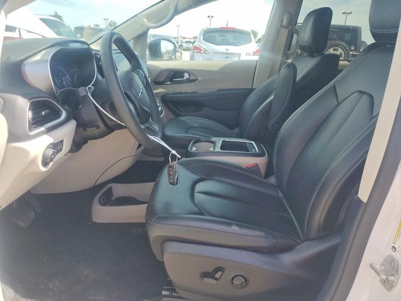 2024 CHRYSLER PACIFICA TOURING L 7