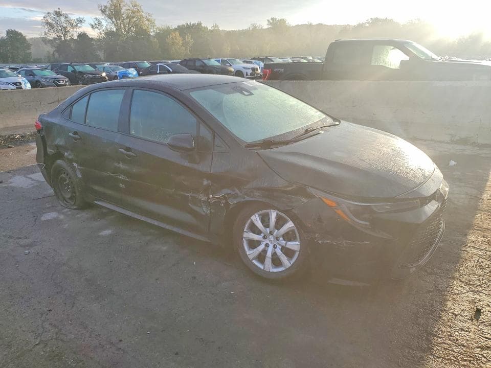 2022 TOYOTA COROLLA LE 4