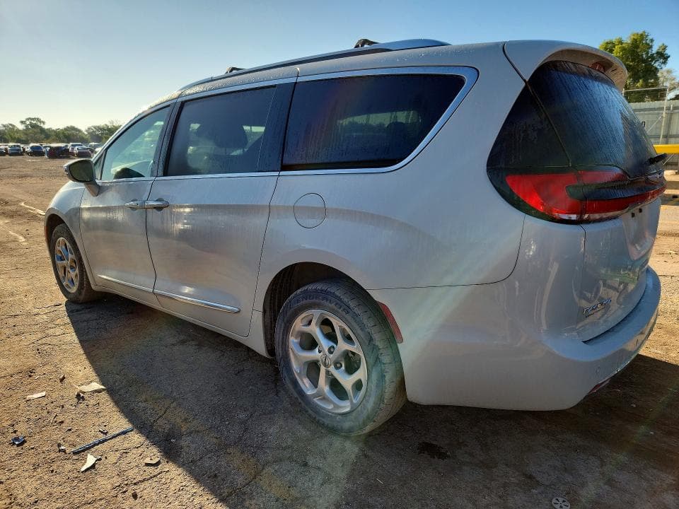 2021 CHRYSLER PACIFICA LIMITED 2