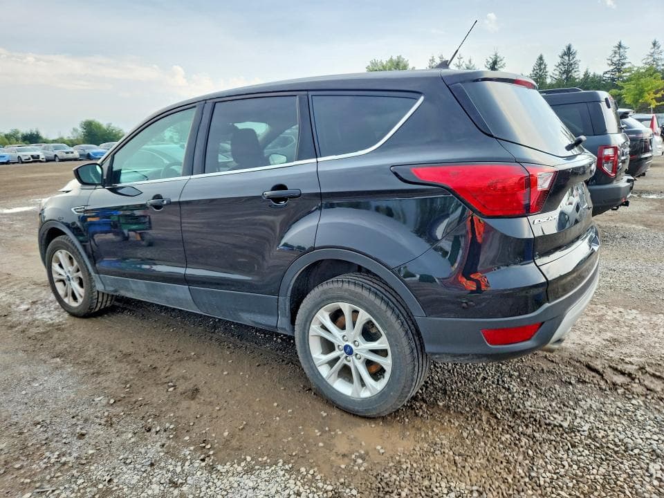 2019 FORD ESCAPE SE 2