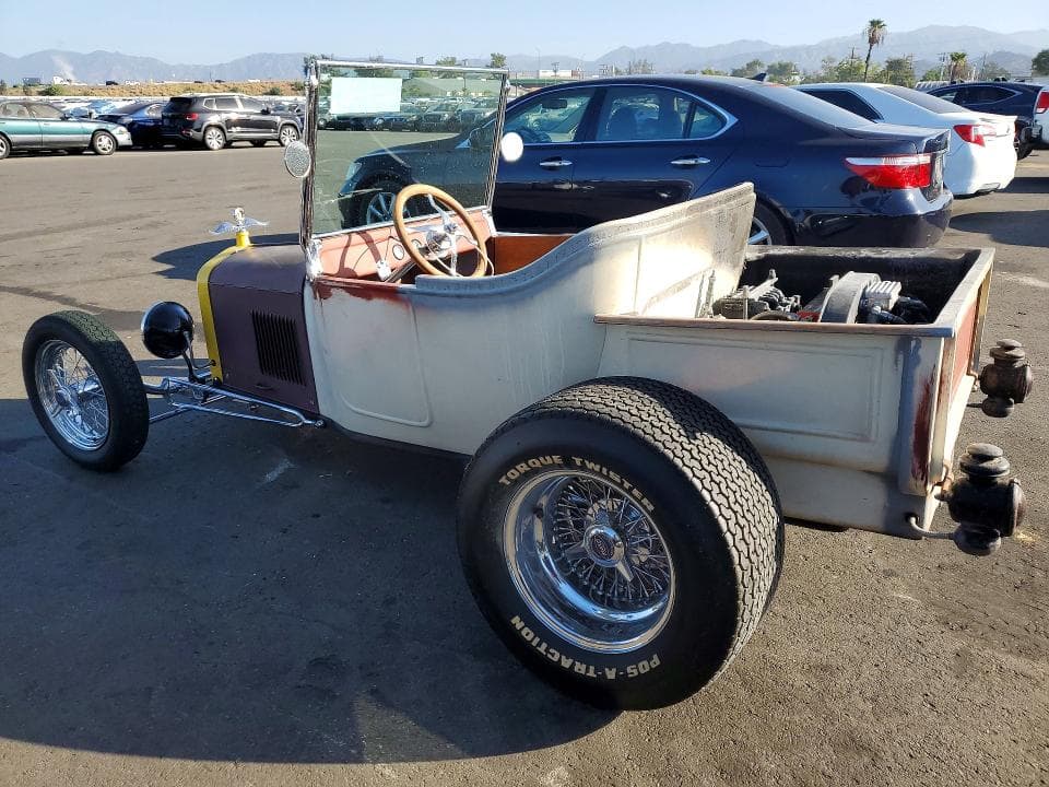 1969 VOLKSWAGEN BEETLE DUNE BUGGY 2