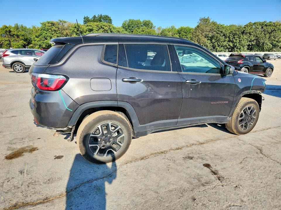 2020 JEEP COMPASS TRAILHAWK 3