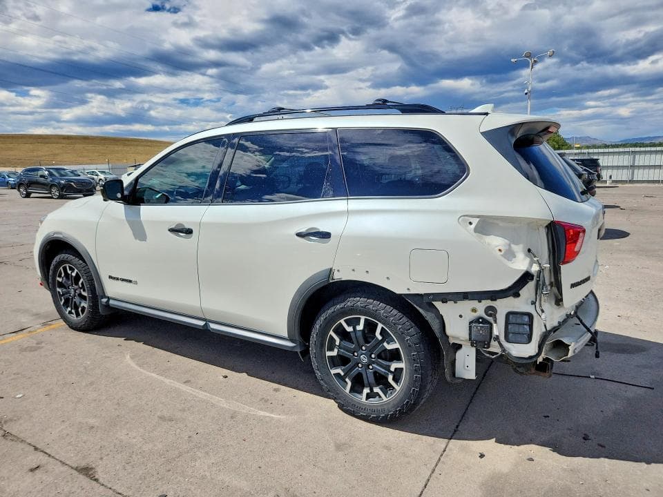 2019 NISSAN PATHFINDER SL 2