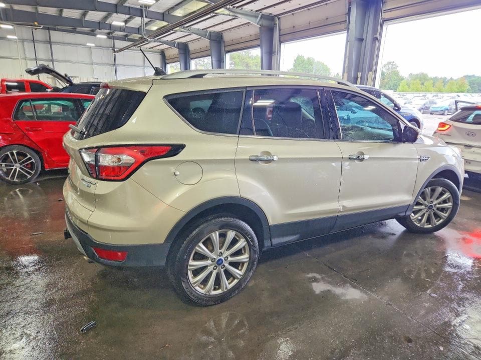 2018 FORD ESCAPE TITANIUM 3
