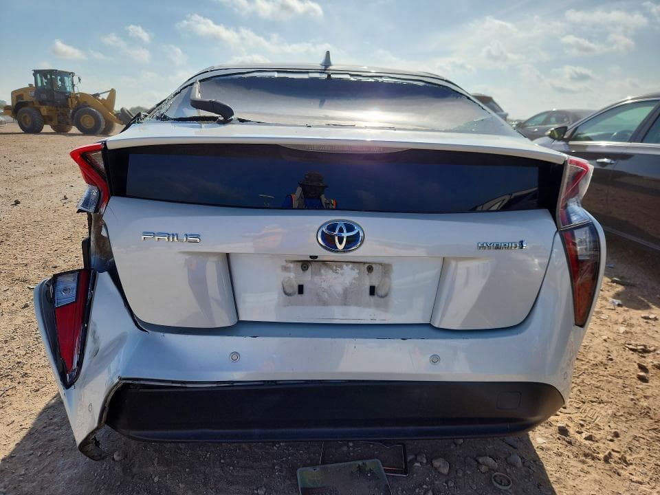 2017 TOYOTA PRIUS FOUR 6