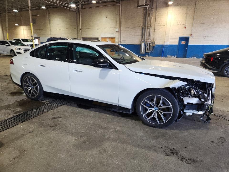 2024 BMW I5 M60 4