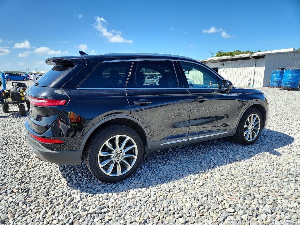 2021 LINCOLN CORSAIR 3