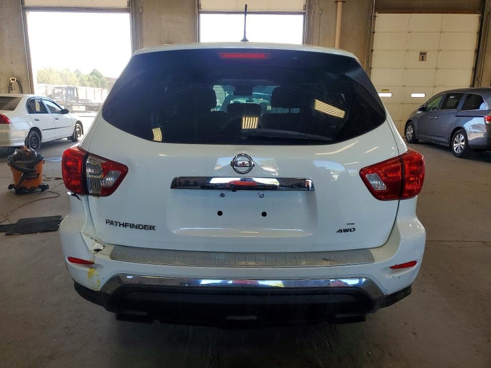 2017 NISSAN PATHFINDER S 6
