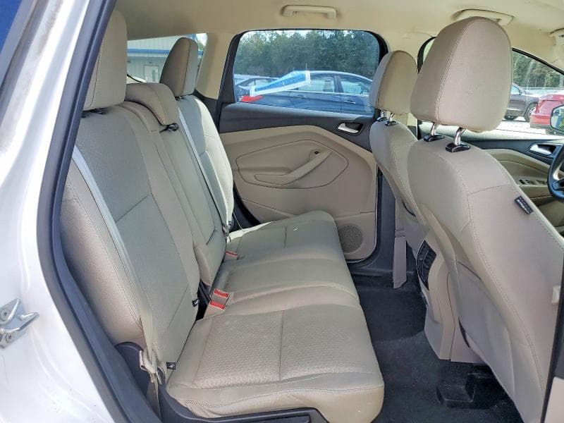 2017 FORD ESCAPE SE 11