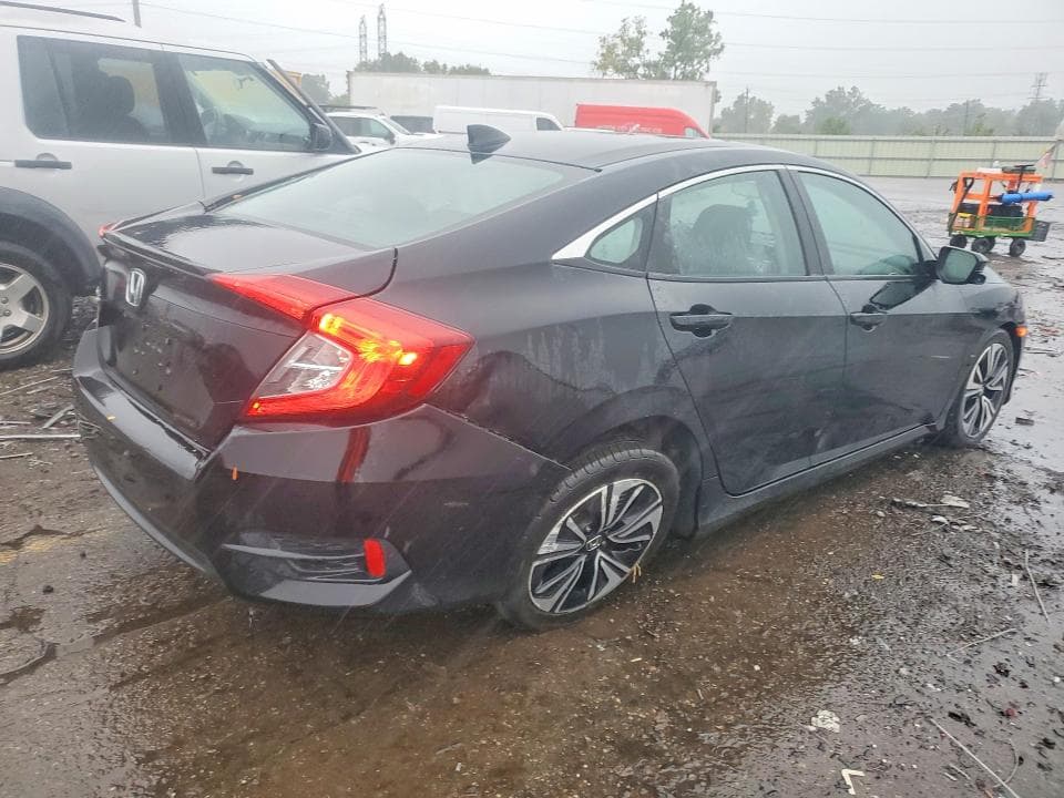 2017 HONDA CIVIC EX 3