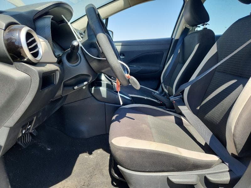 2021 NISSAN VERSA SV 7