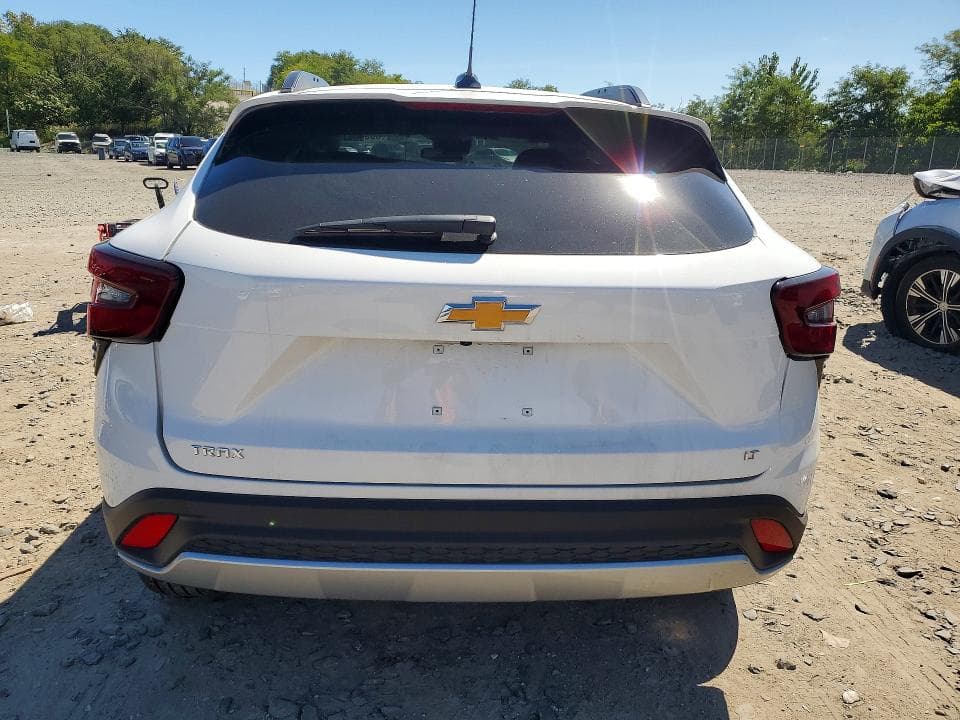 2026 CHEVROLET TRAX 1LT 6