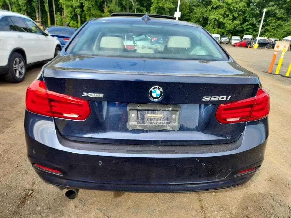 2017 BMW 320 XI 6