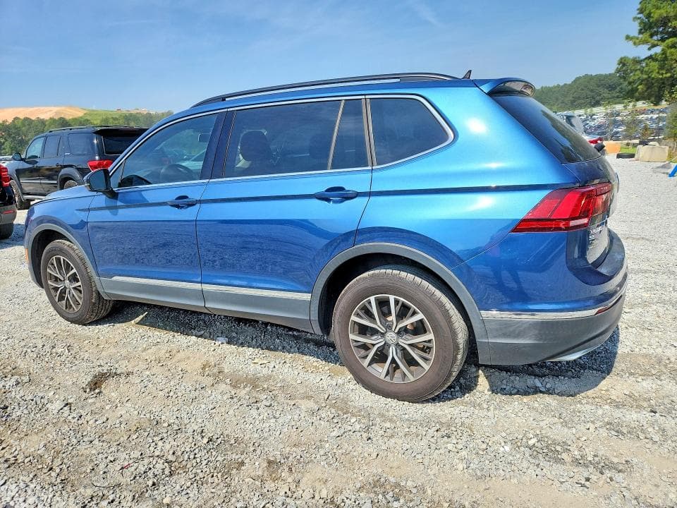 2020 VOLKSWAGEN TIGUAN SE 2