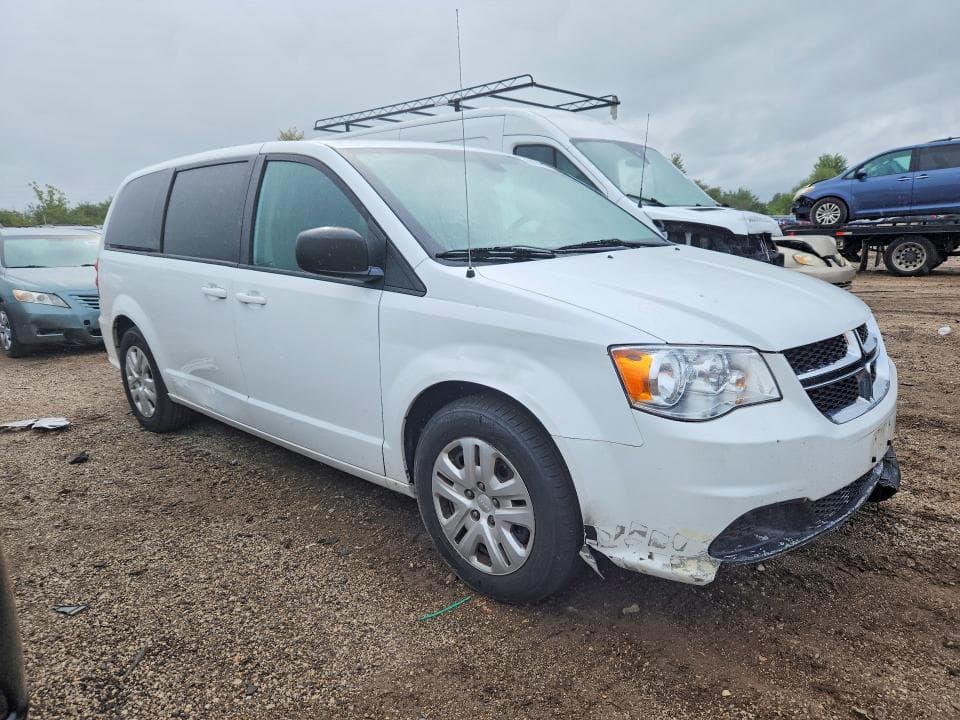 2018 DODGE GRAND CARAVAN SE 4