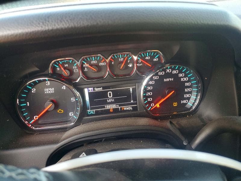 2018 GMC YUKON SLE 9