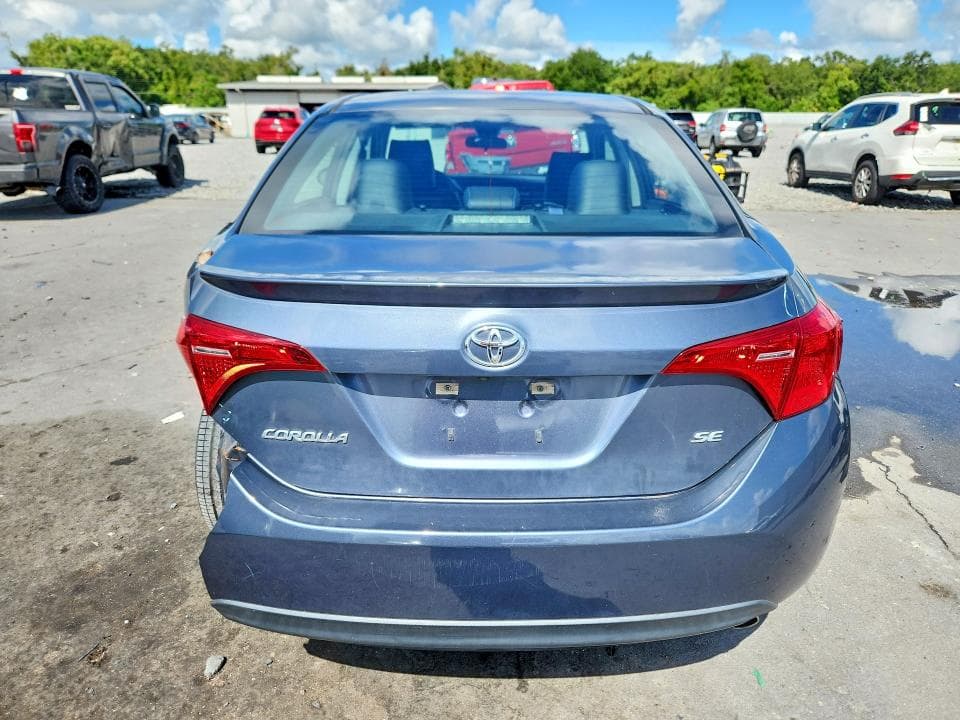 2018 TOYOTA COROLLA SE 6