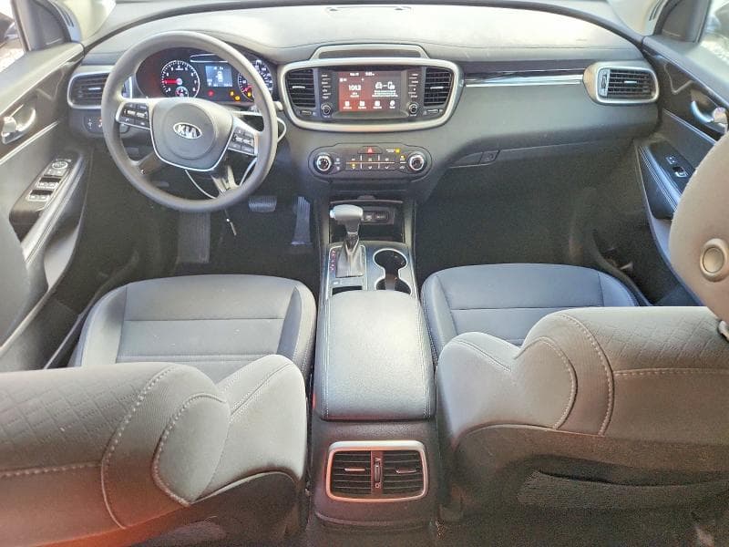 2019 KIA SORENTO LX 8