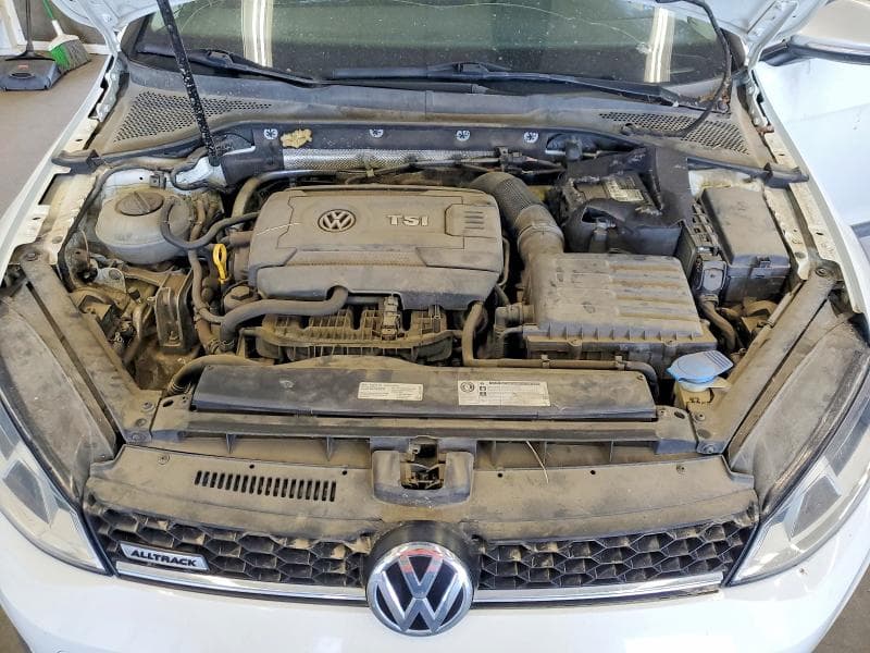 2017 VOLKSWAGEN GOLF ALLTRACK S 11
