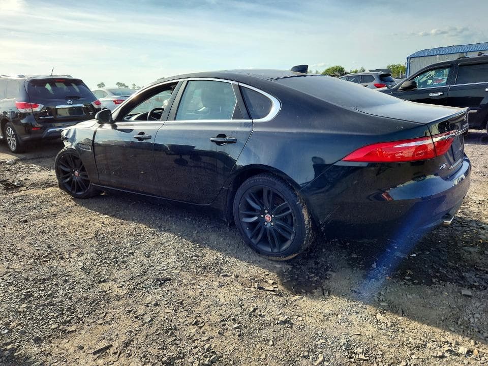 2017 JAGUAR XF PRESTIGE 2