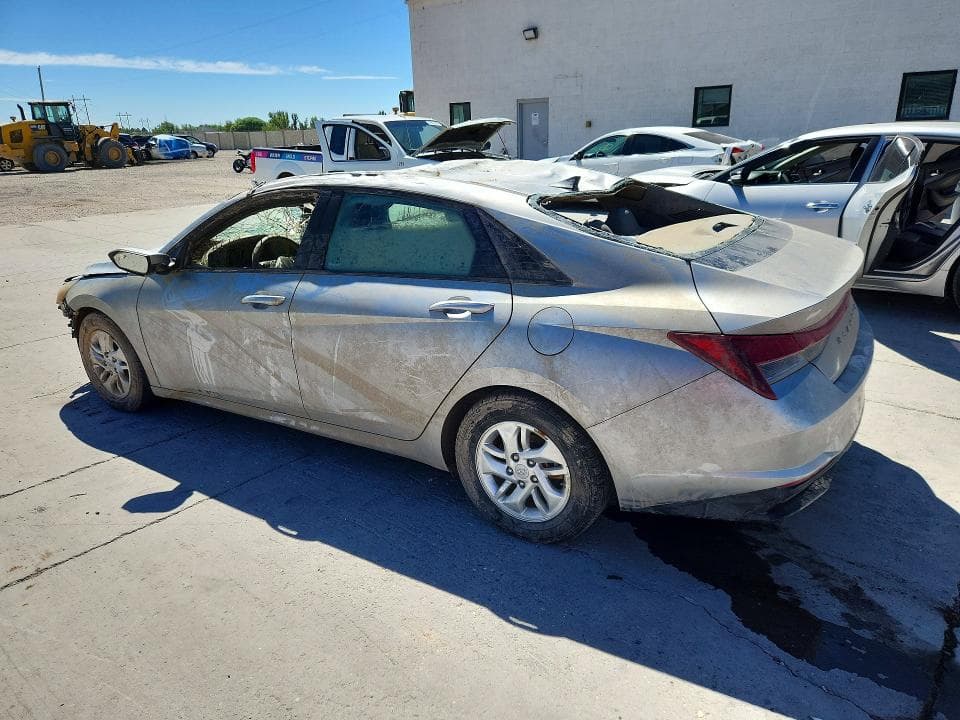 2021 HYUNDAI ELANTRA SE 2
