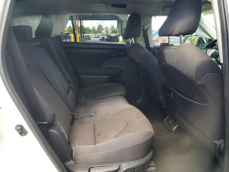 2021 TOYOTA HIGHLANDER LE 11