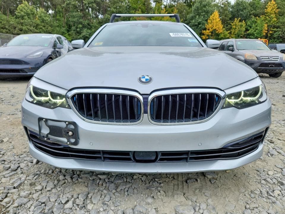 2018 BMW 530XE 5