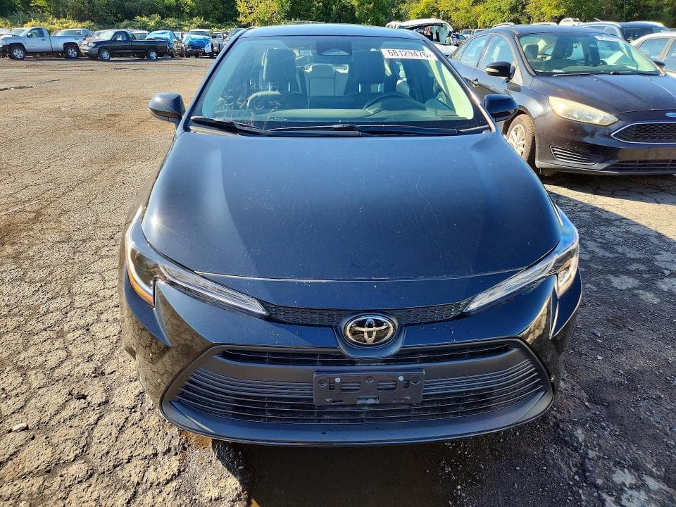 2026 TOYOTA COROLLA LE 5