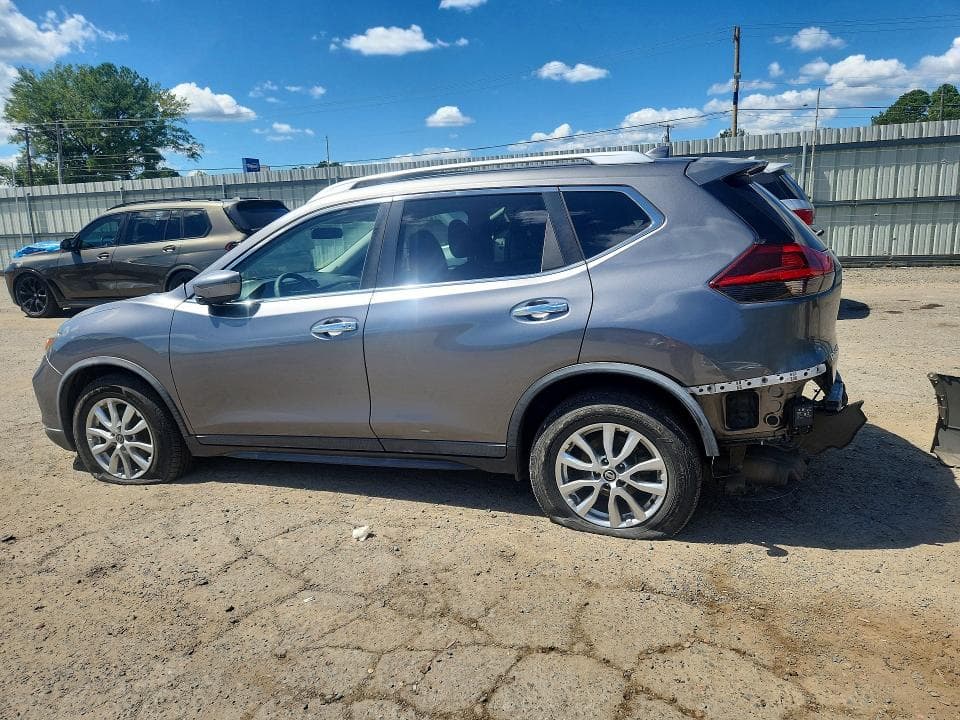 2018 NISSAN ROGUE SV 2