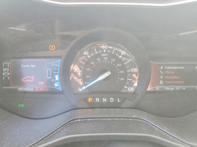 2019 FORD FUSION SE 9