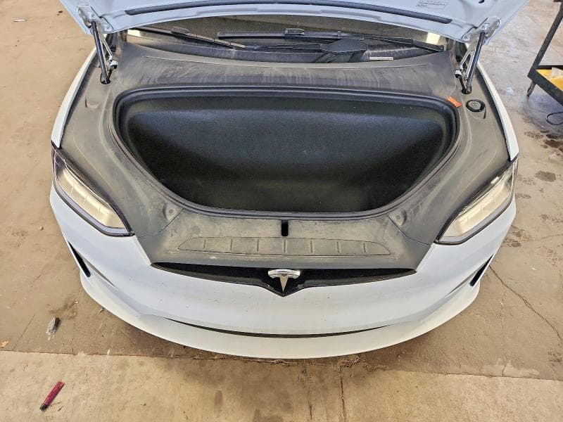 2022 TESLA MODEL X 12