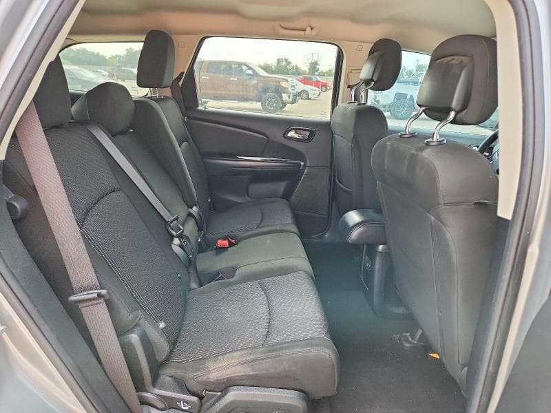 2020 DODGE JOURNEY SE 10