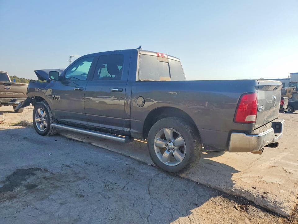 2018 RAM 1500 SLT 2