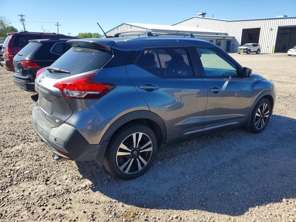2019 NISSAN KICKS SR 3
