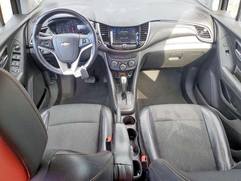 2018 CHEVROLET TRAX 1LT 8