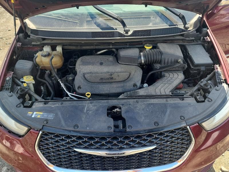 2022 CHRYSLER PACIFICA LIMITED 12