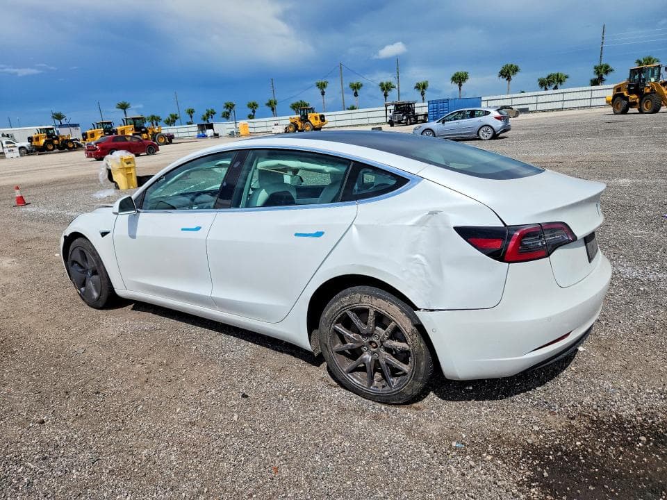 2020 TESLA MODEL 3 2