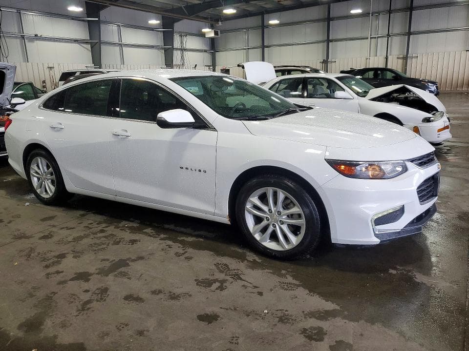 2017 CHEVROLET MALIBU LT 4