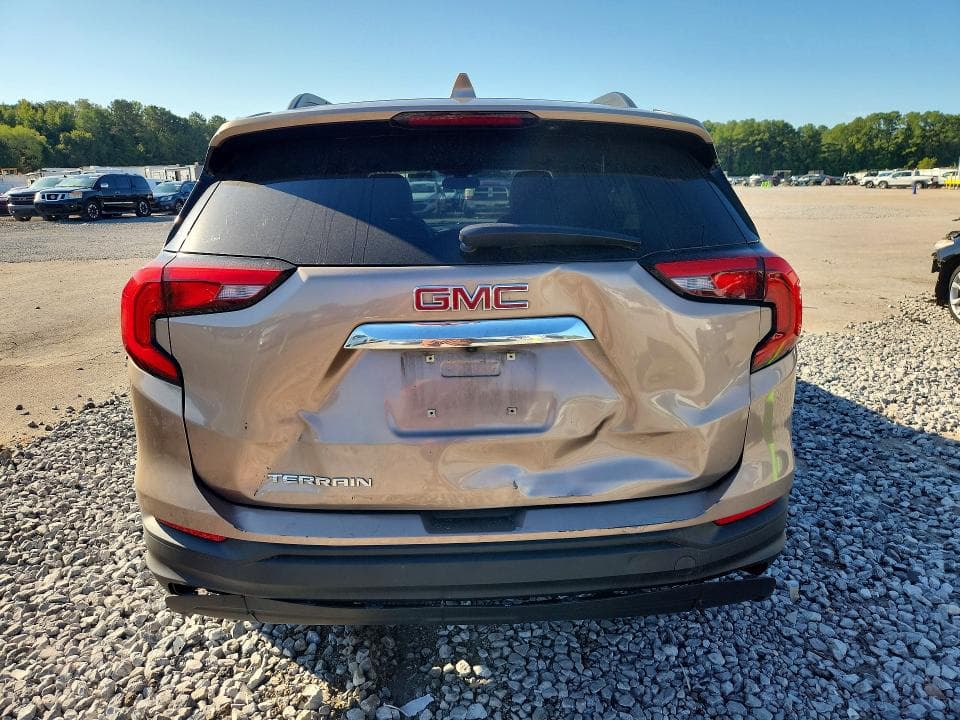 2018 GMC TERRAIN 6