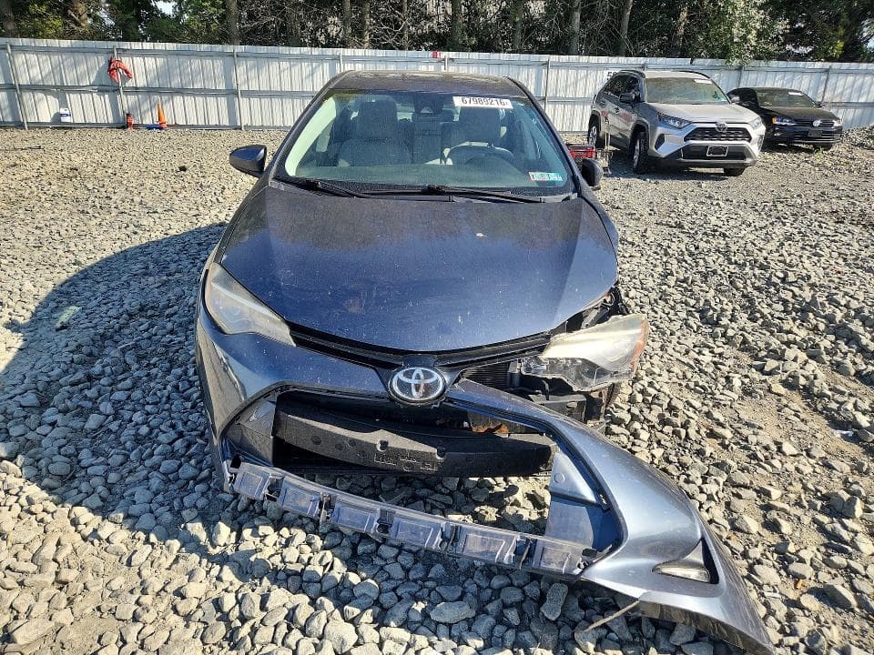 2017 TOYOTA COROLLA LE 5
