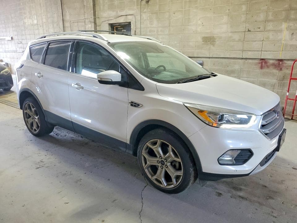 2017 FORD ESCAPE TITANIUM 4