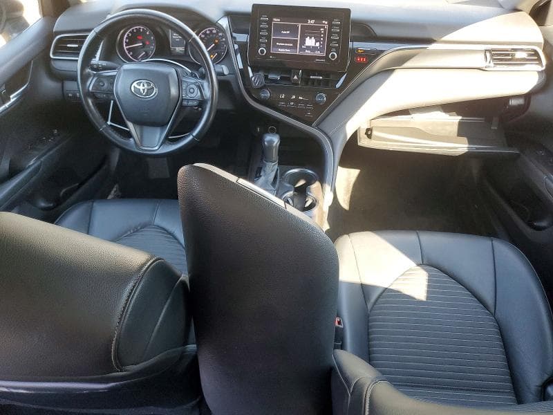 2021 TOYOTA CAMRY SE 8