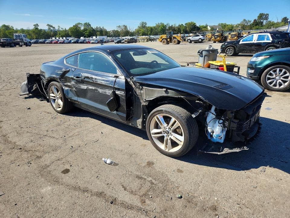 2021 FORD MUSTANG 4