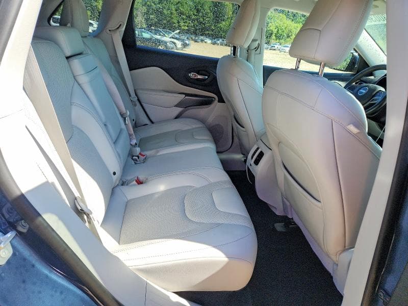 2019 JEEP CHEROKEE LIMITED 11