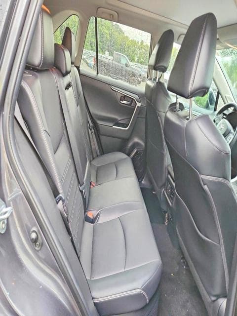 2021 TOYOTA RAV4 LIMITED 11