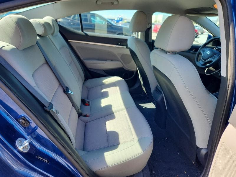 2017 HYUNDAI ELANTRA SE 10