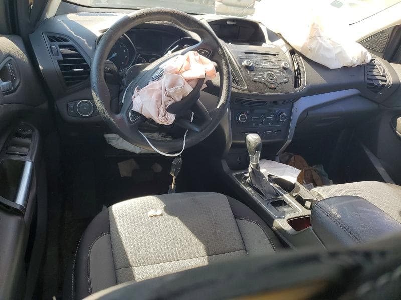2017 FORD ESCAPE SE 8