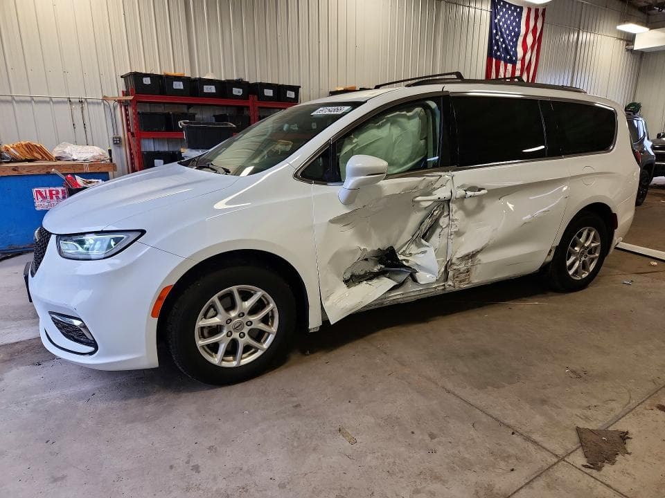 2022 CHRYSLER PACIFICA TOURING L - 1