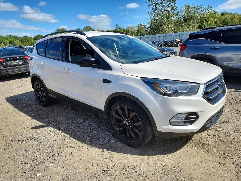 2019 FORD ESCAPE SE 4